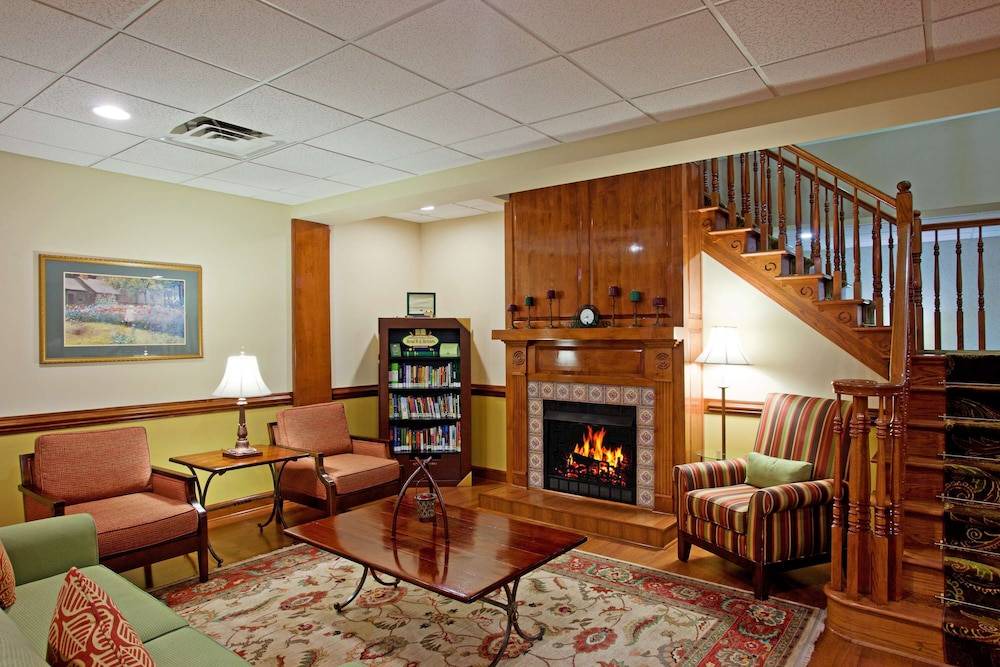 Goldsboro Hotel | Country Inn & Suites by Radisson, Goldsboro, NC