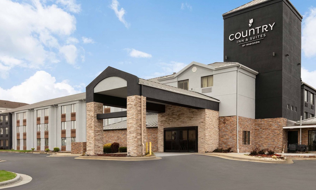 Roanoke Rapids Hotel | Country Inn & Suites by Radisson, Roanoke Rapids, NC