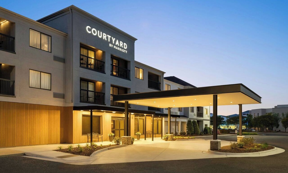 Greenville Hotel | Courtyard Marriott Greenville