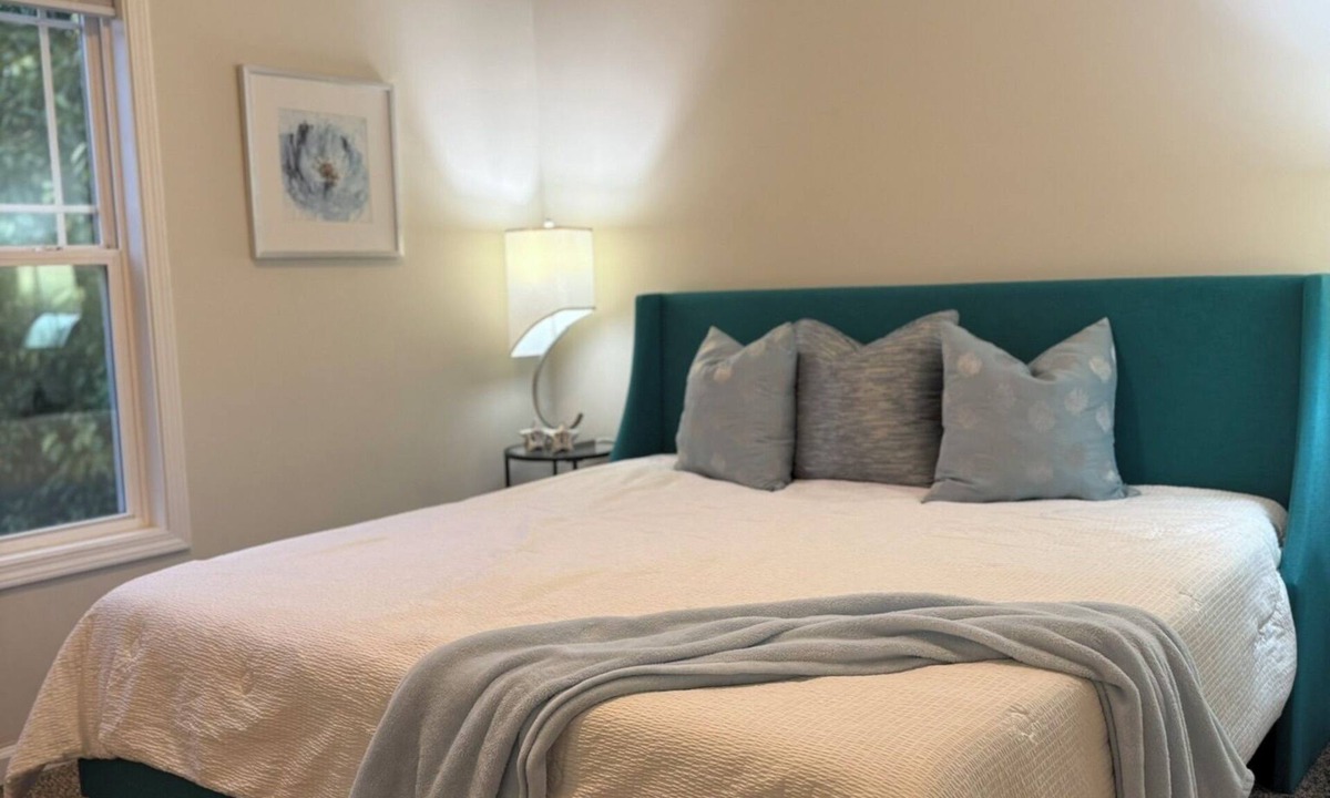 Downtown Cottage | Cozy 1-bedroom cottage in adorable Raleigh with AC