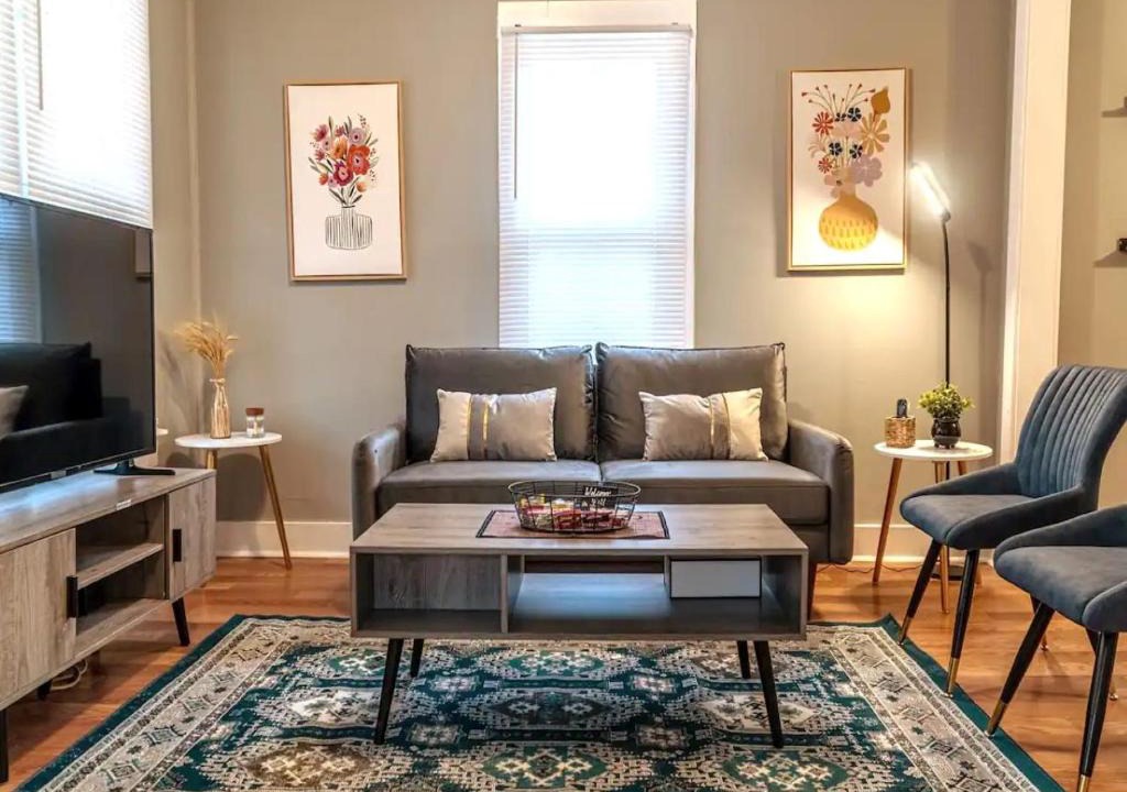 Maiden House | Cozy 3 Bedroom House w/Free Parking, Netflix, & More