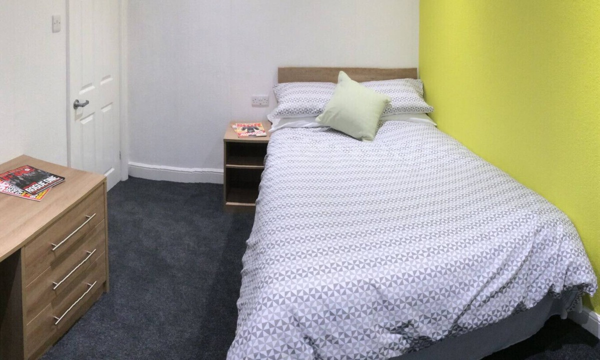 Middlesbrough Apartment | Cozy 3BR Apartment in Kexgill