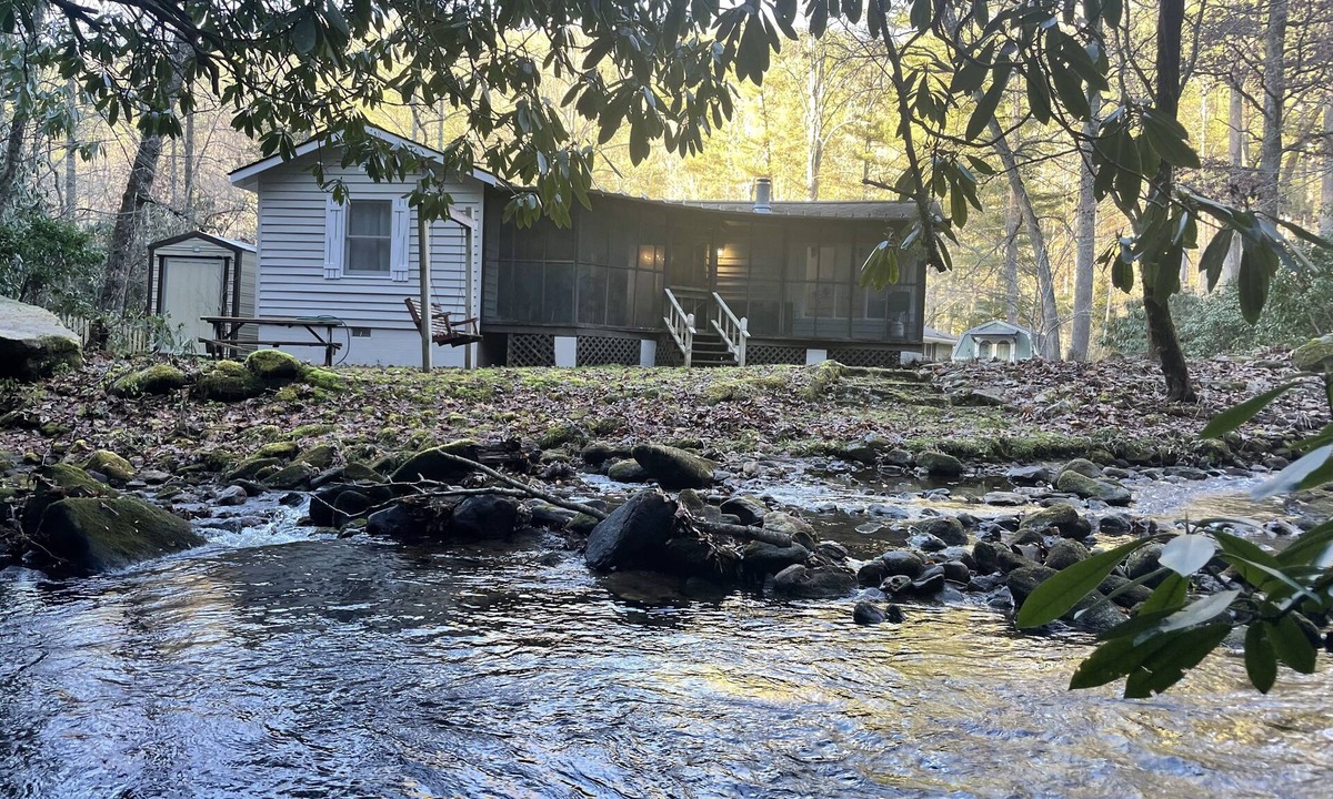 Highlands Cabin | Cozy Creek Cabin Near Highlands, NC: Relax or Adventure - You Choose!