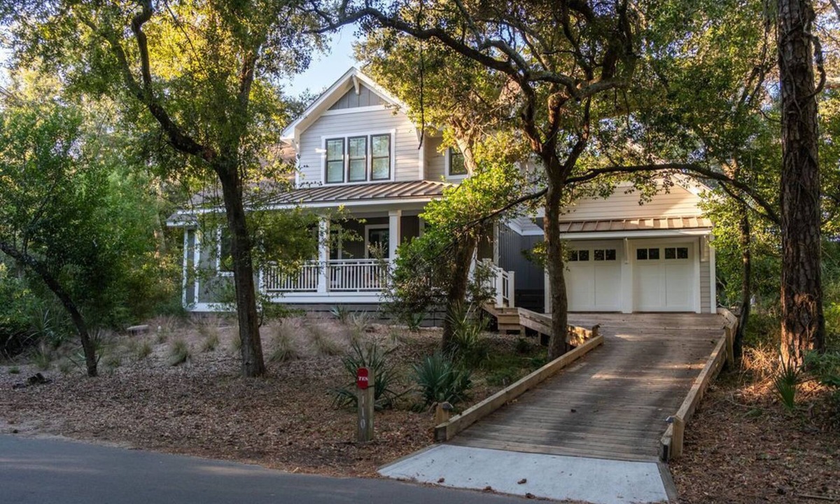 Bald Head Island House | Cozy outdoor living - 10-minute walk to harbor village and ferry terminal.