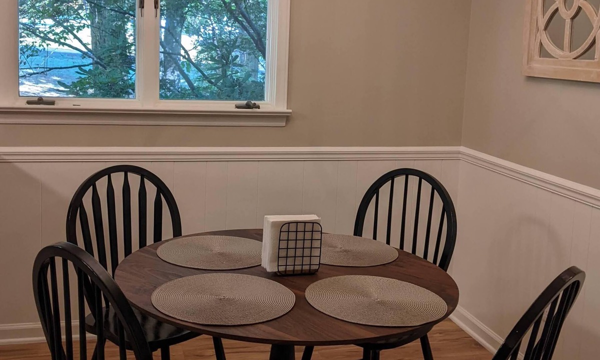 Southeast Raleigh House | Cozy Woodland Retreat 3-bed-2 bath house on 5 acres