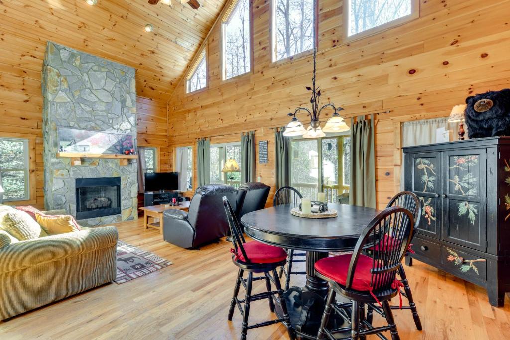 Waynesville House | Creekside Cabin with Fire Pit and Hot Tub on Hemphill