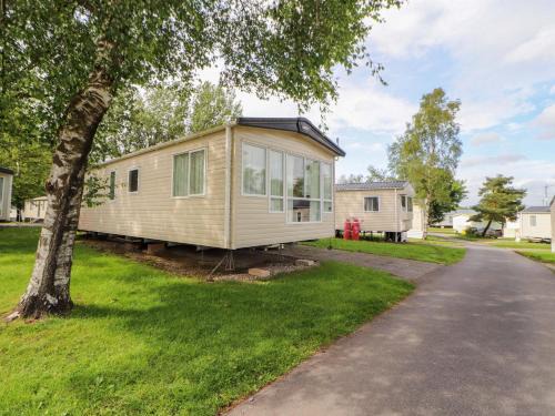 Fourstones Near Bentham House | Daletree View