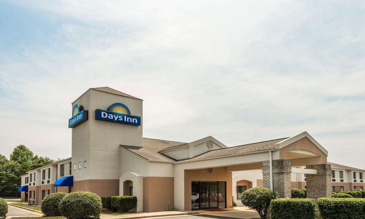 Yadkinville Hotel | Days Inn by Wyndham Yadkinville