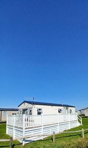 Selsey House | Devrons Sunshine Retreat