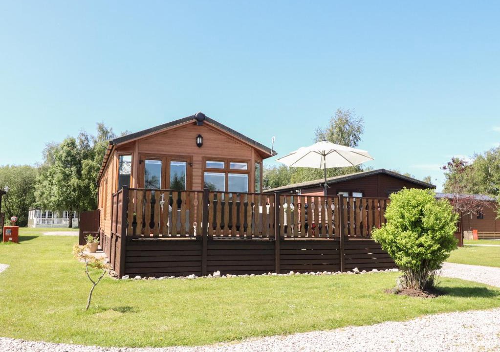 Warton House | Doormouse Lodge