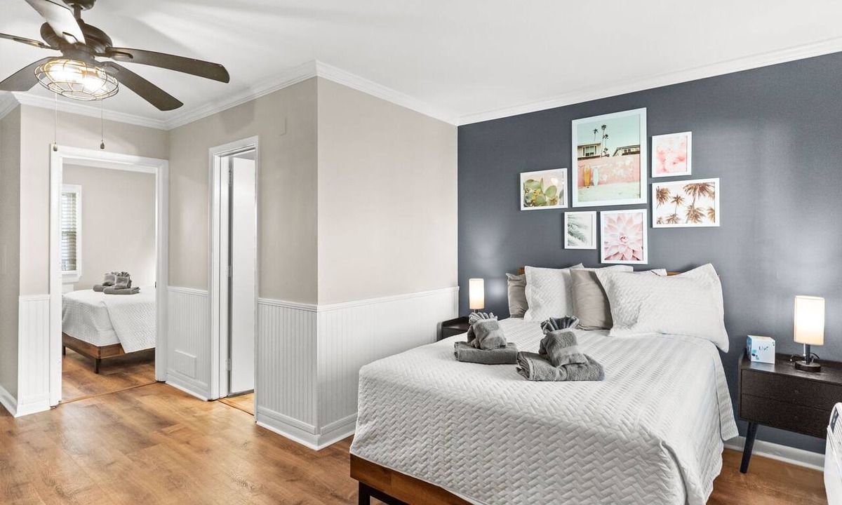 Carolina Beach Hotel | Double Room with Kitchenette Hotel- 2 Pools, Near Beach/Boardwalk, No Pets