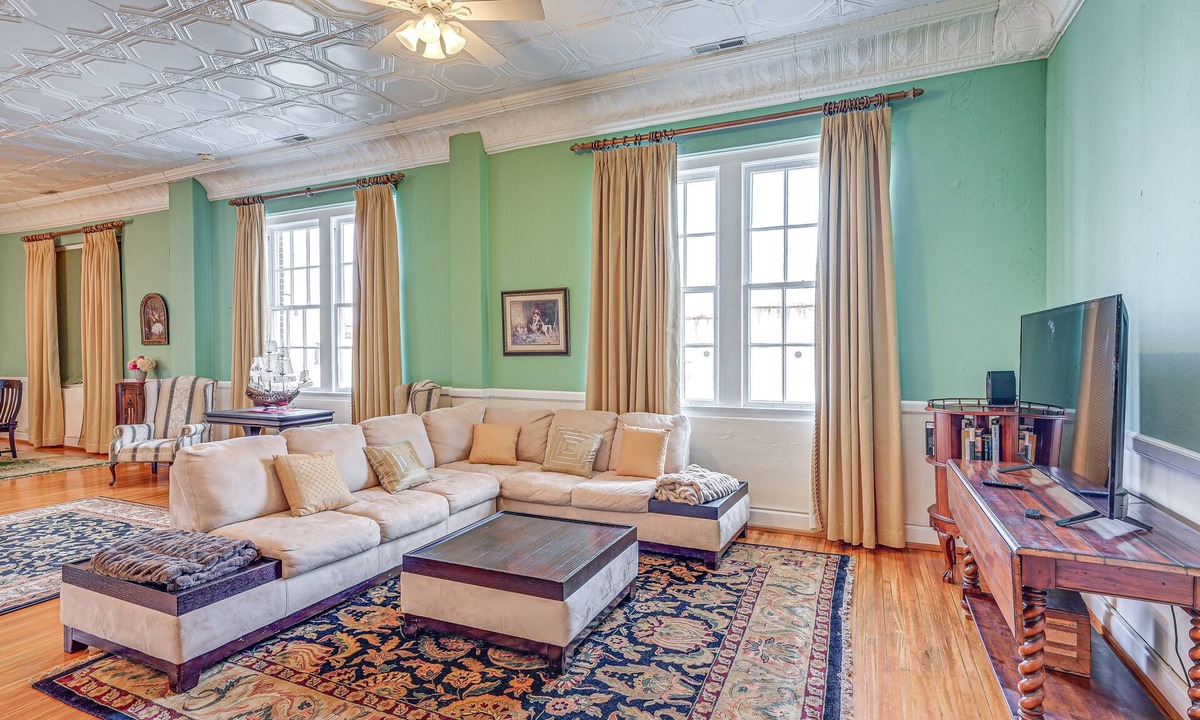 Mocksville Apartment | Downtown Mocksville Apartment - Walk to Shops!