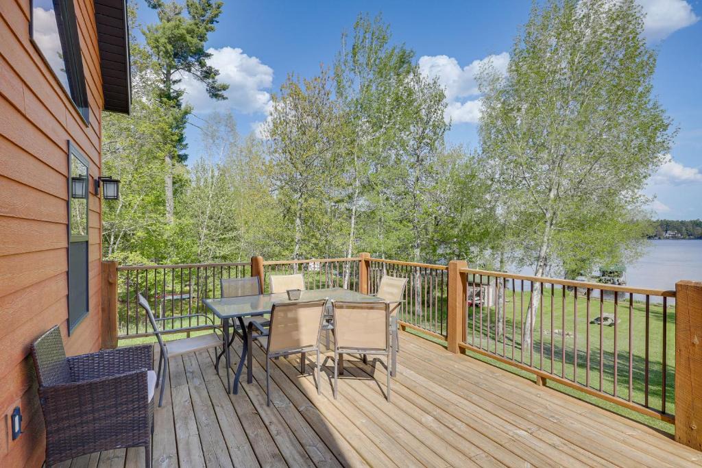 Eagle River House | Eagle River Cabin Near Snowmobile Trails