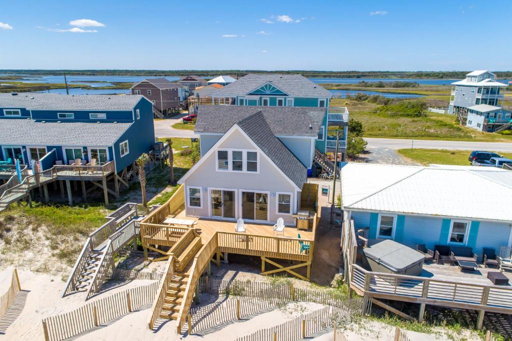 Ocean Ridge House | Earnest Adventure
