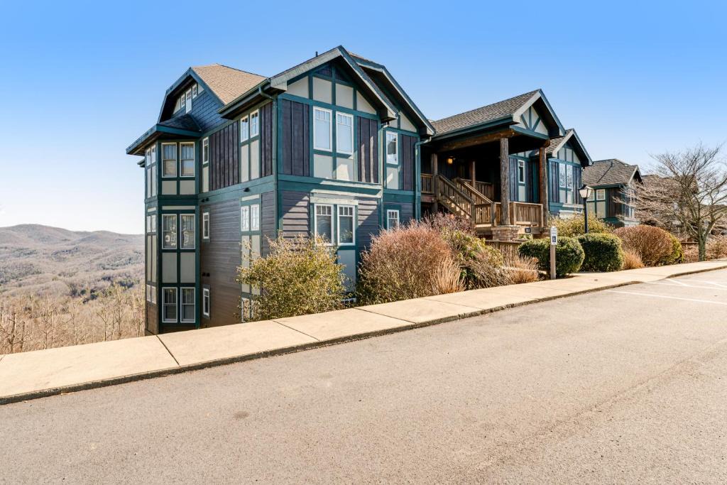 Banner Elk Apartment | Echota Wintergreen Views