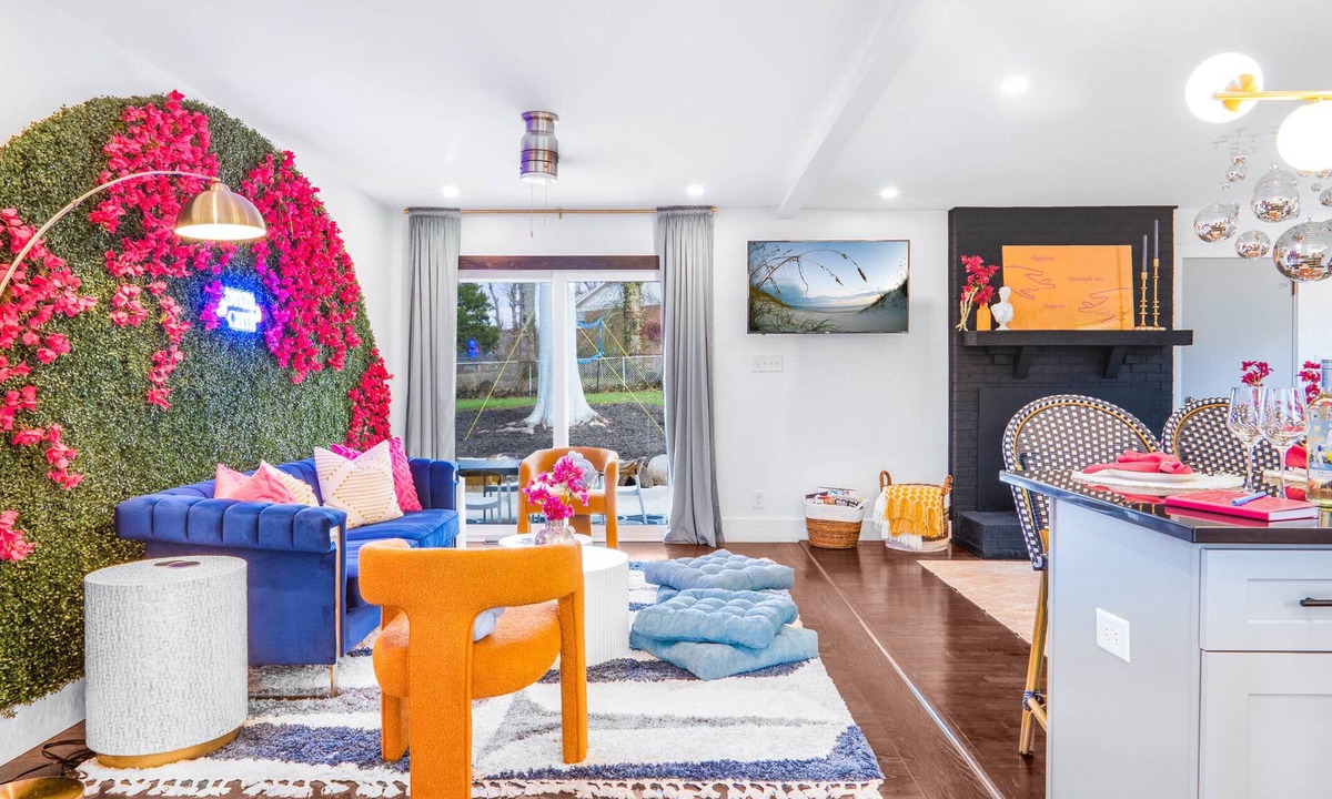 Toddville Road House | Eclectic Escape: 3bd - Backyard - 10min to Airport