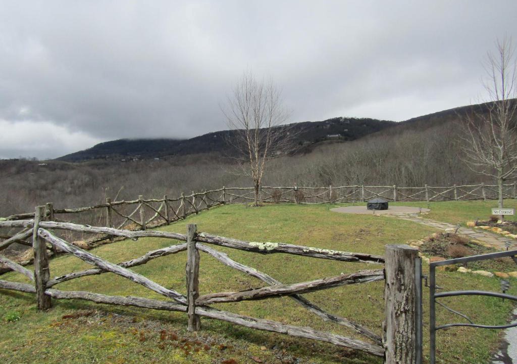 Banner Elk Apartment | Elkmont 314-D 162-D Condo
