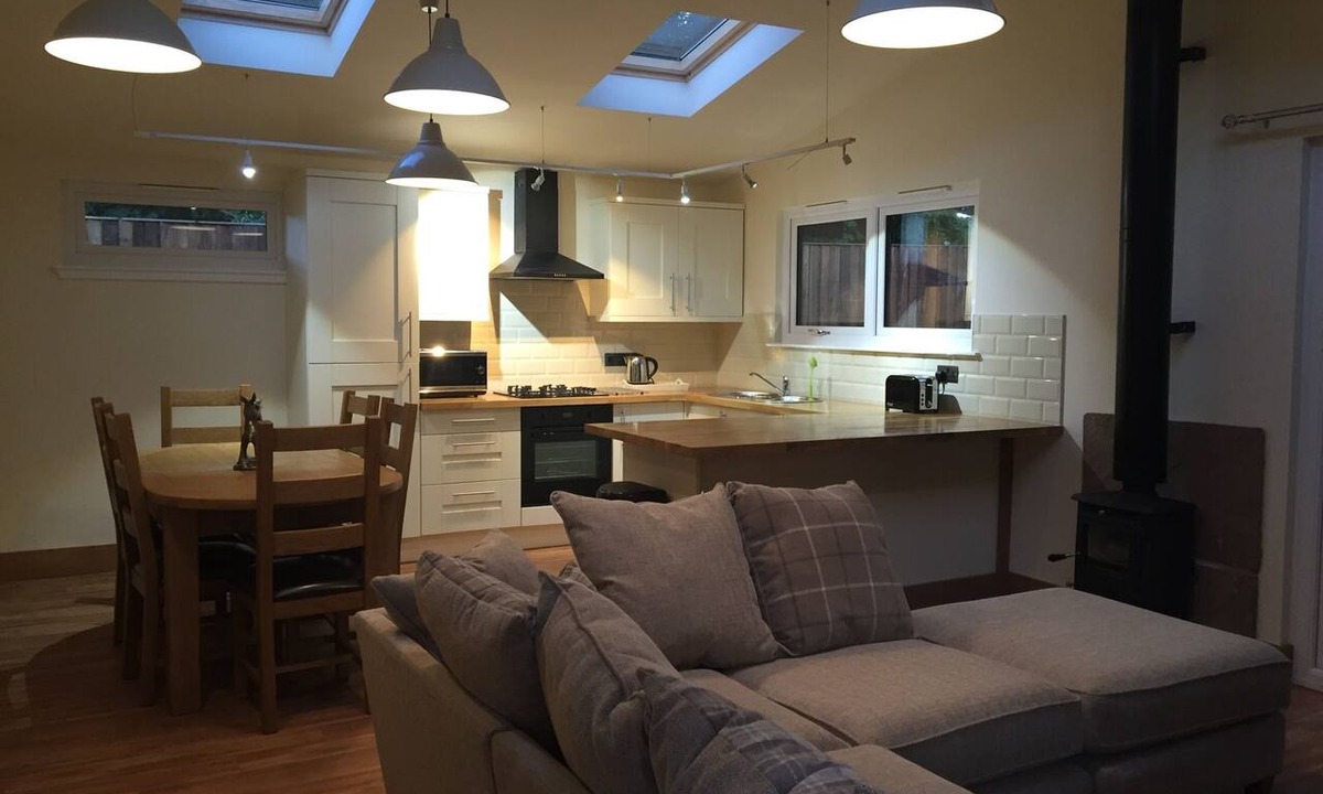Congleton Cabin | Elm Lodge @ Shellow Lane Lodges