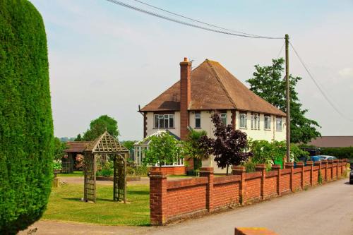 Epping House | Elmcroft Guest House