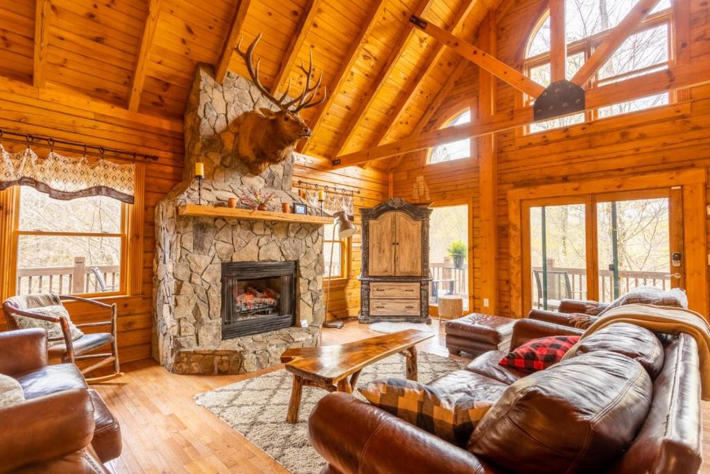 Banner Elk House | Enlightened Elk Escape