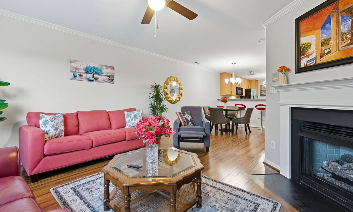 Brier Creek Country Club House | Entire home in prime Raleigh with workspace, comm pool, dog park and golf course