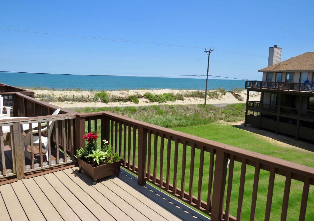 Kitty Hawk House | Escape OBX