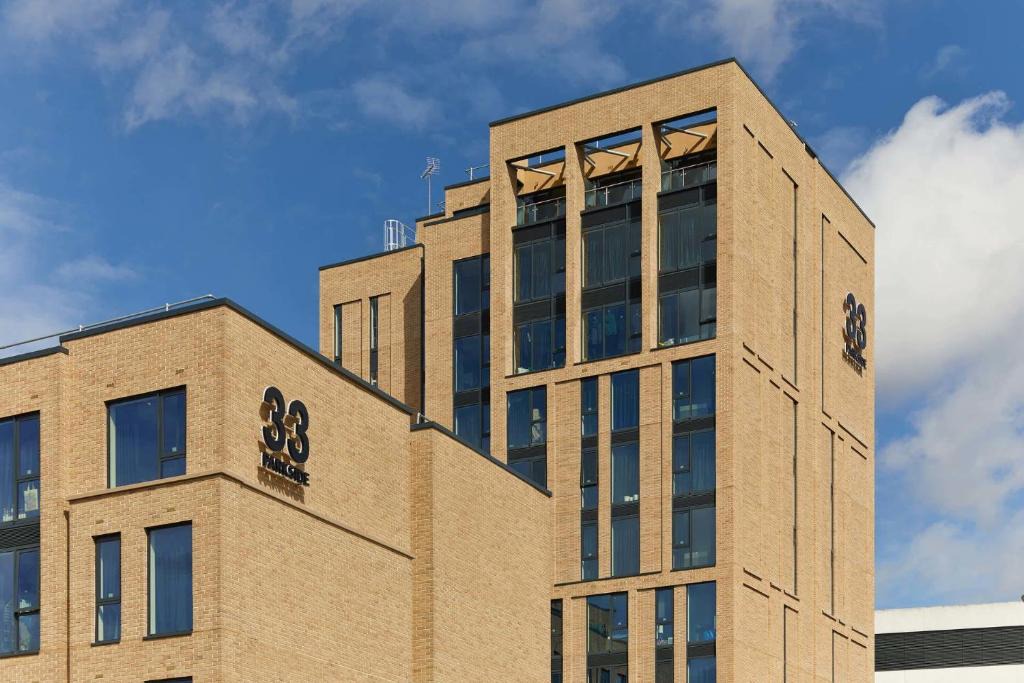 Coventry Apartment | Exquisite Studios at 33 Parkside in the Heart of Coventry