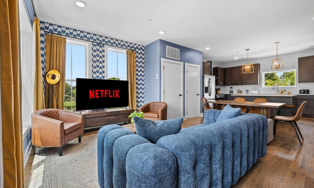 Talbot's Corner Villa | Family-Friendly 3BR Townhouse | GameRoom & Balcony