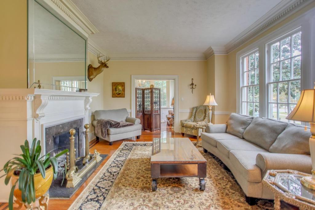 Laurinburg Villa | Family Laurinburg Home with Private Yard and BBQ