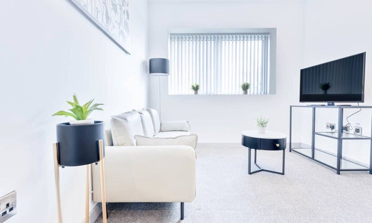 Wolverhampton Apartment | Fantastic 1 Bed Apartment in Wolverhampton
