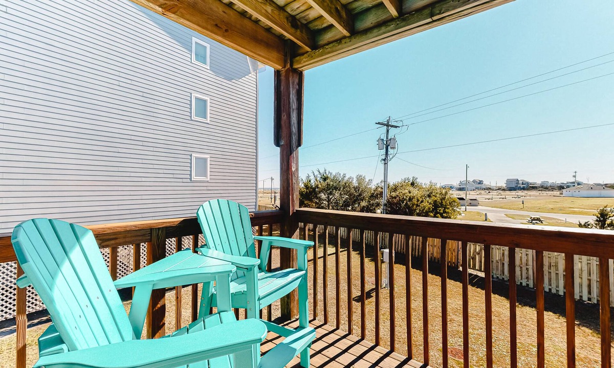 Rodanthe Condo | Fantastic condo close to sound and beach with WiFi, shared pool, & private W/D