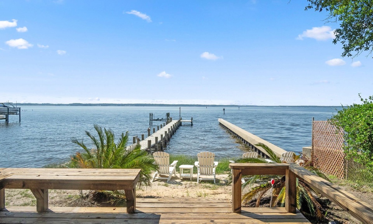 Minnesott Beach House | Ferry Breeze Beach House – NC Coastal Escape