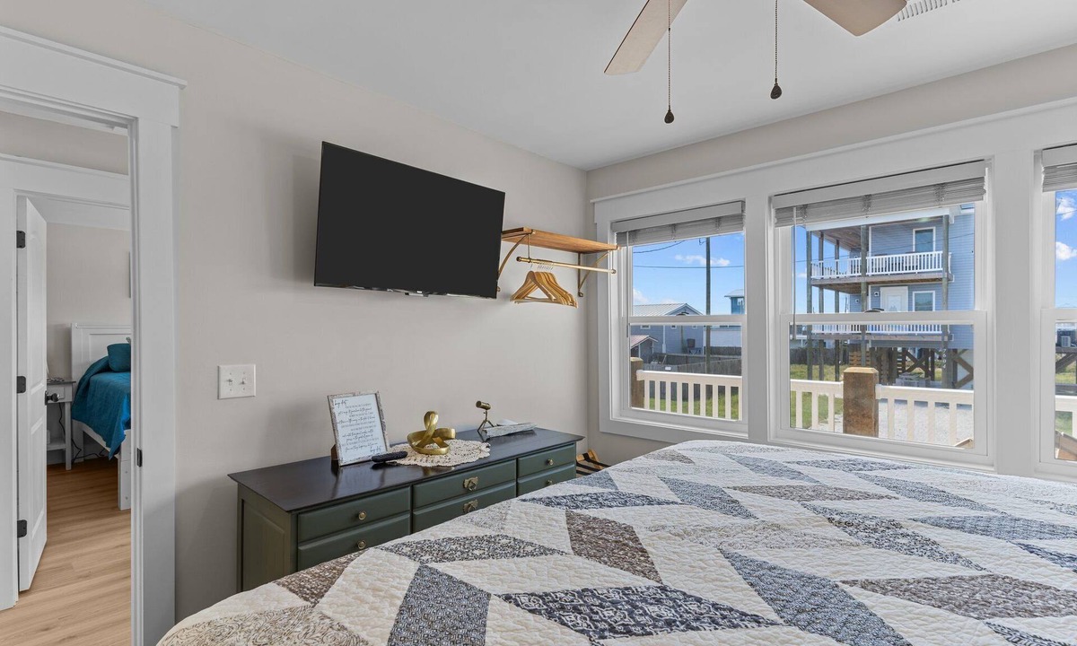 North Topsail Beach House | Field of Dreams #177 - 3BD Beach Cottage, Pet-Friendly & Steps from the Ocean