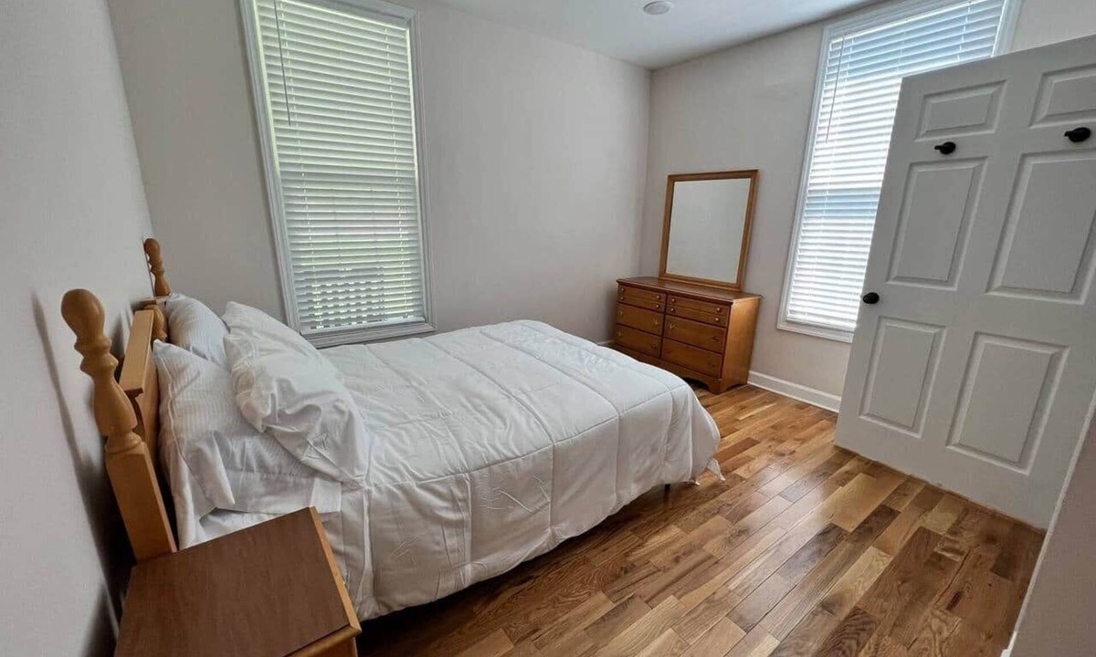 Fries Bed & Breakfast | Fisherman's Den At The Washington Inn