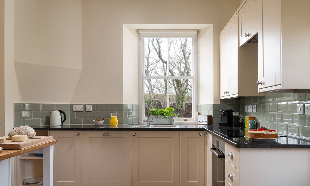 Penmon Cottage | Flagstaff