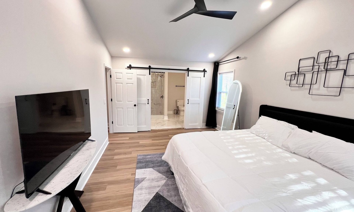 Charlotte House | Flexis living 4-bedroom house in Charlotte-PNC-University-MotorSpeedway