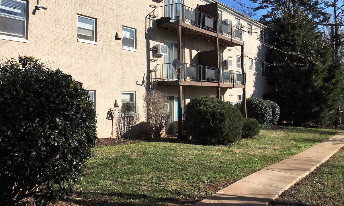 Rutherfordton Apartment | Fully Furnished Apartment for Business or Vacation Travel