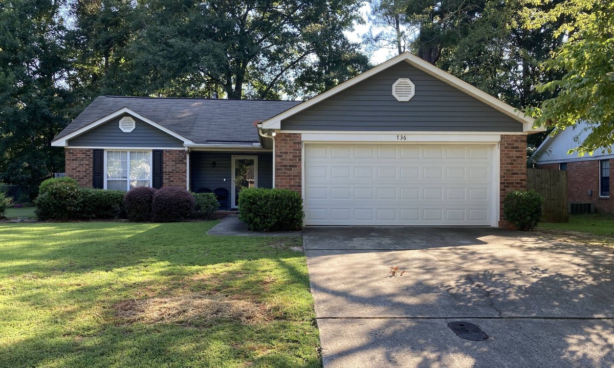 Aiken House | Furnished 3BR Home, Near Bruce’s Field & Polo Grounds, Short & Extended Stays