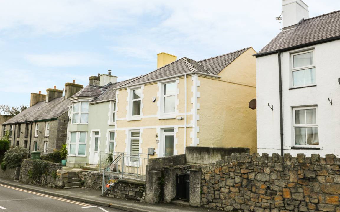 Benllech Cottage | Cabin ∙ 3 bedrooms ∙ 6 guests