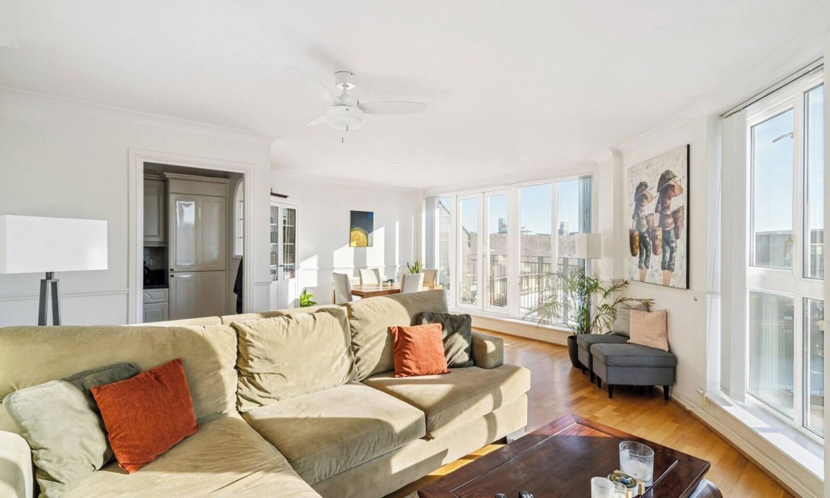 Tower Hill Apartment | Gorgeous 2BD, 2BTH Apt/Flat in central London. Walk to Tower Castle, sights
