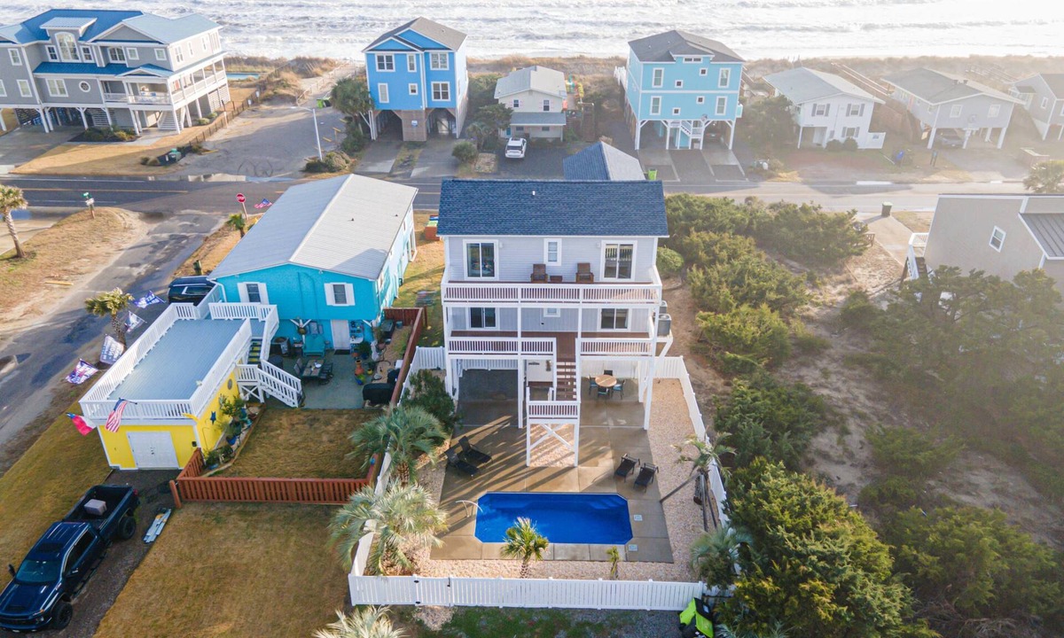 Long Beach House | Gorgeous 2nd Row Oceanview 4 Bedroom Home with Large Salt Water Pool