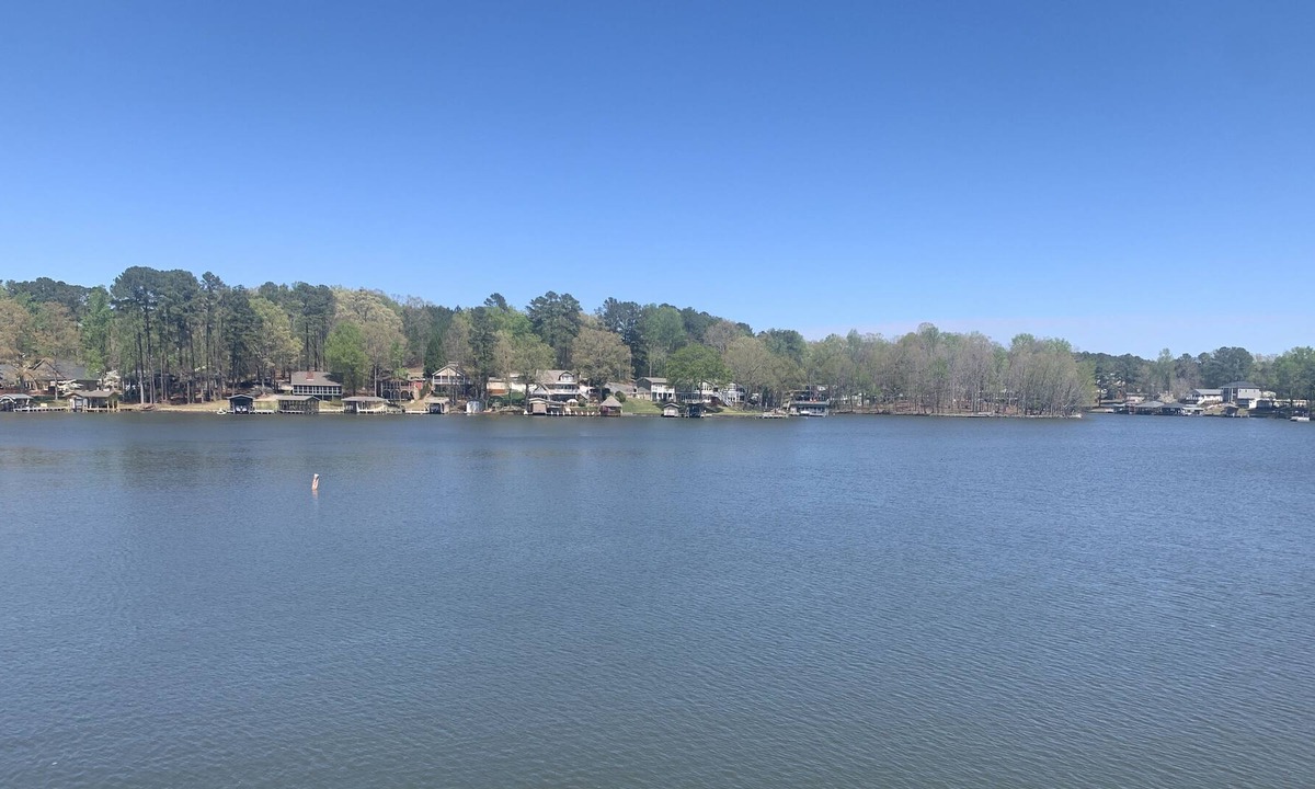 Mount Gilead House | Gorgeous newly remodeled lakehouse on beautiful, tranquil, and fun Lake Tillery.