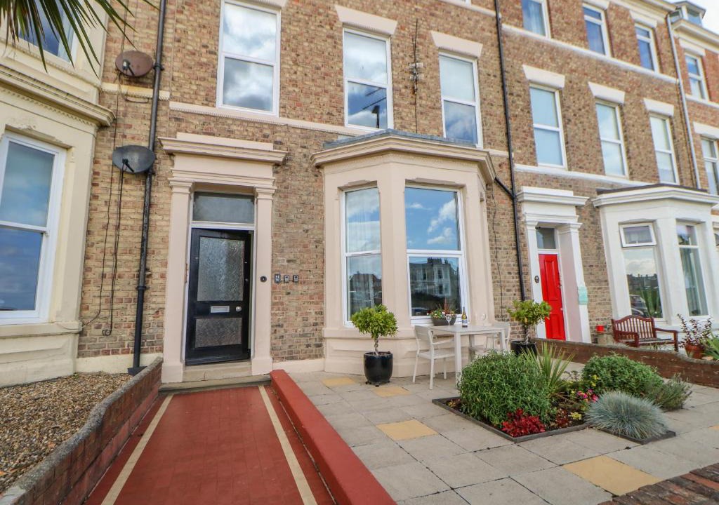Tynemouth Apartment | Grand Sea View