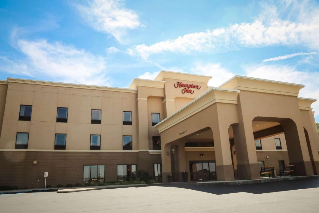 Morehead Hotel | Hampton Inn Morehead