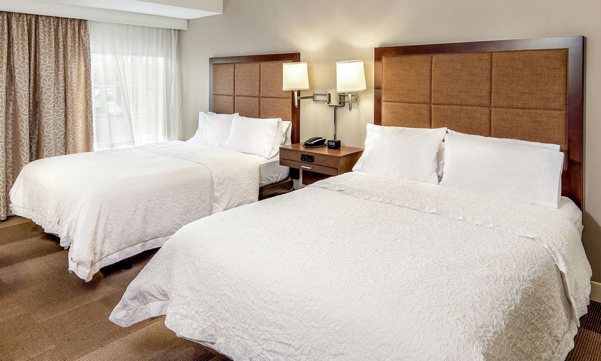 Bethlehem Hotel | Hampton Inn & Suites Bethlehem