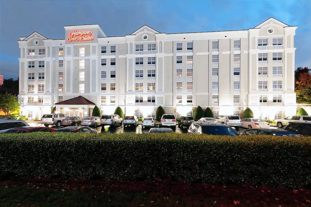 Southwest Raleigh Hotel | Hampton Inn & Suites Raleigh/Cary I-40 (PNC Arena)
