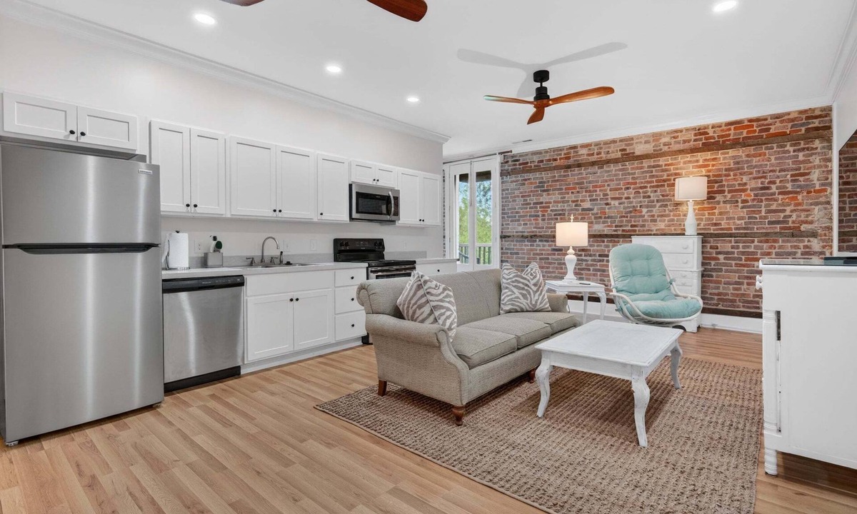 Georgetown Apartment | Harbor View Suite in Historic Georgetown
