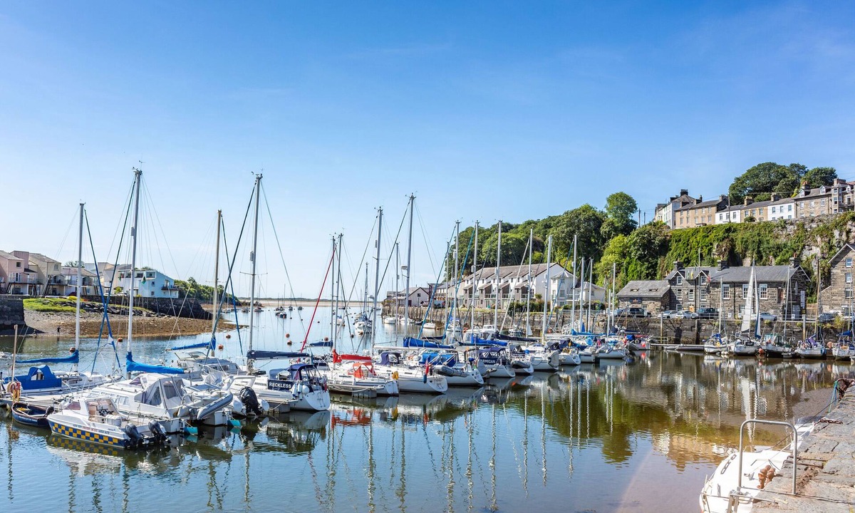 Borth-y-Gest Cottage | Harbour View