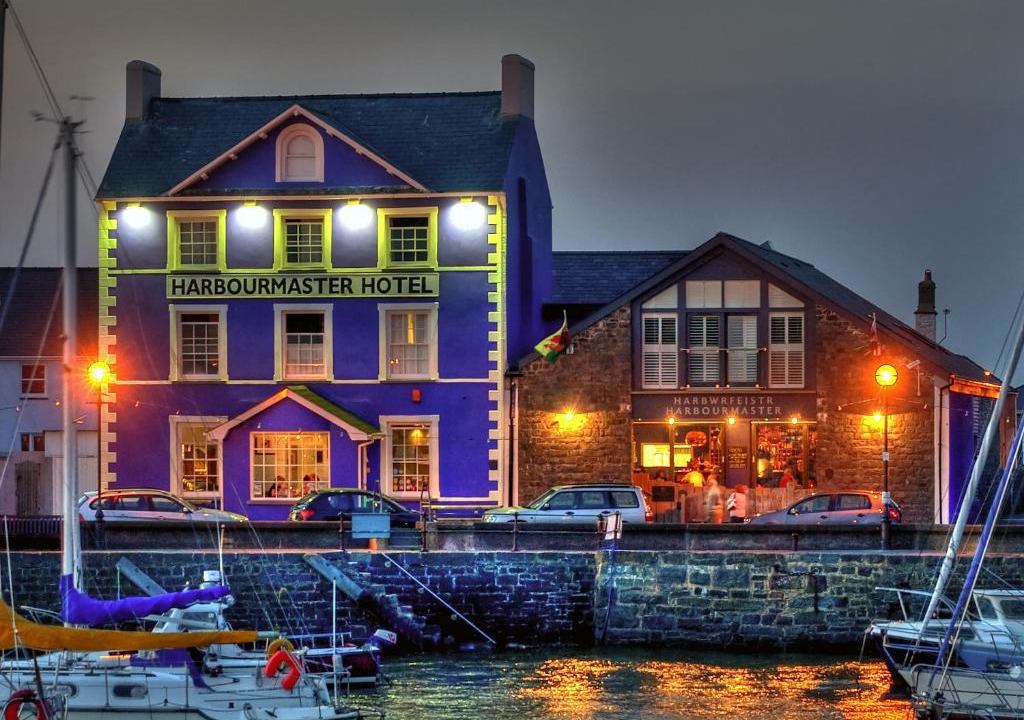 Aberaeron Hotel | Harbourmaster Hotel