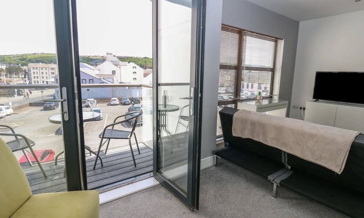 Whitehaven Apartment | Harbourside Apartment